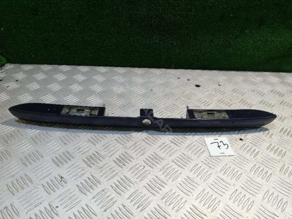 Фонарь подсветки номерного знака 8D9827574