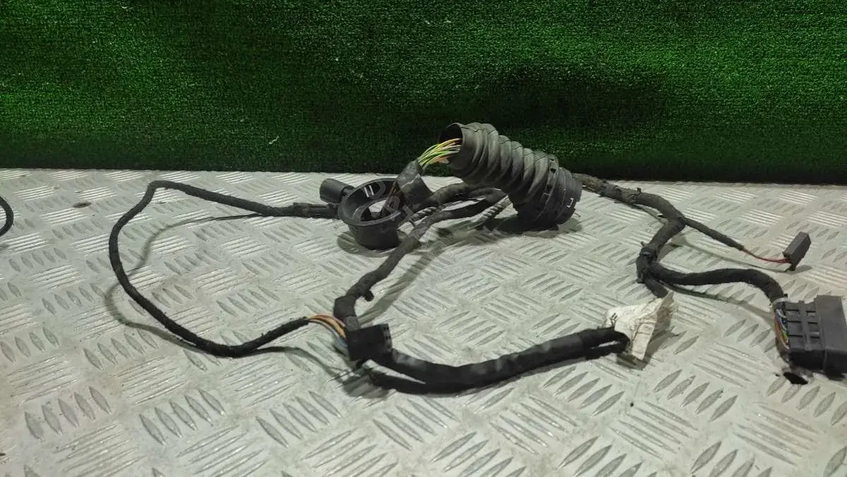Проводка двери 7M3974951CE