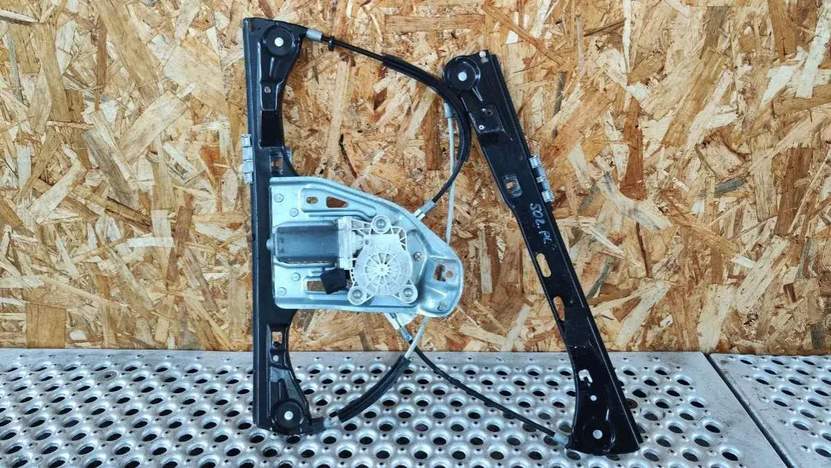 Стеклоподъемник A2037202346