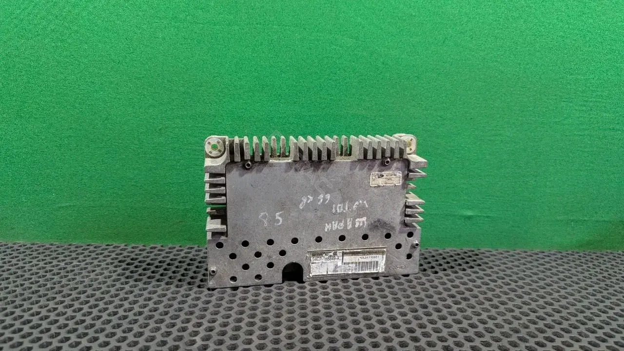 Усилитель музыкальный 94AP 18T806 AA, 94GP 18B849 A