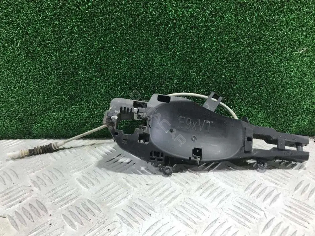 Кронштейн ручки двери E9xVT