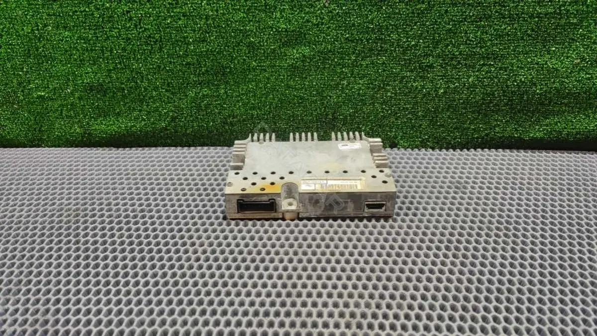 Усилитель музыкальный 94AP 18T806 AA, 94GP 18B849 A