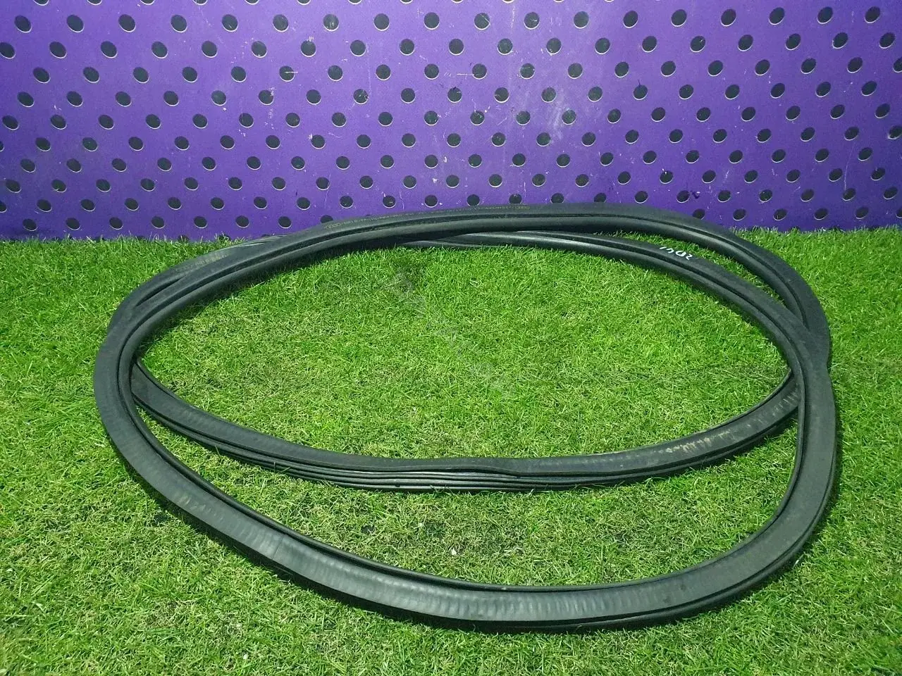 Уплотнитель двери 8K0 831 721 G