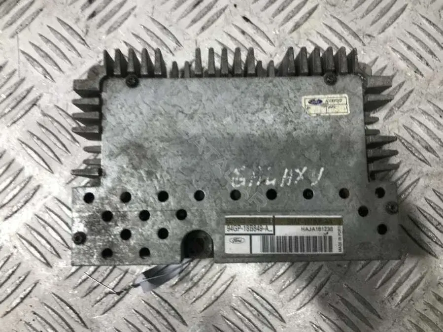 Усилитель музыкальный 94GP-18B849-A