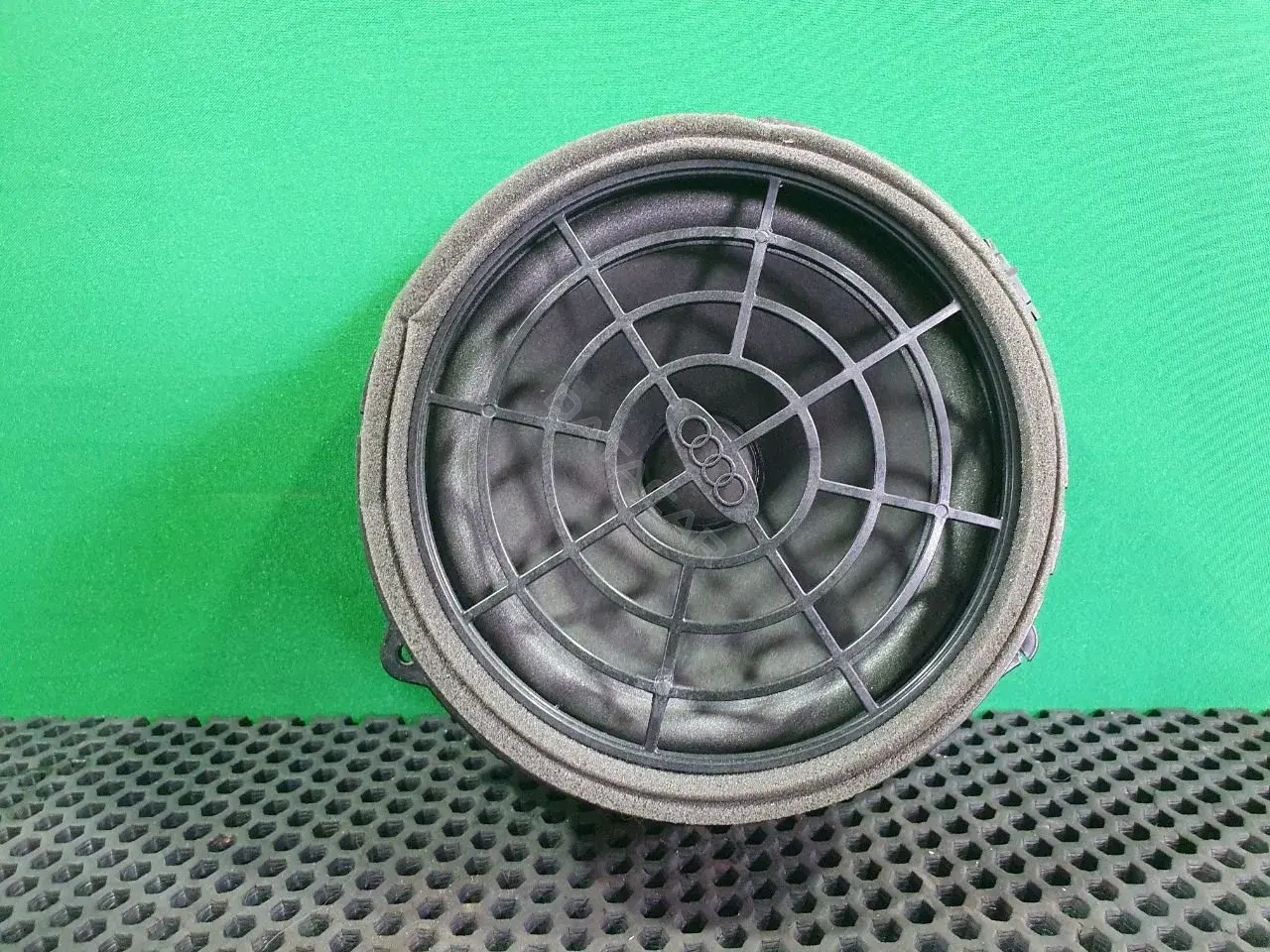 Динамик 8R0 035 411