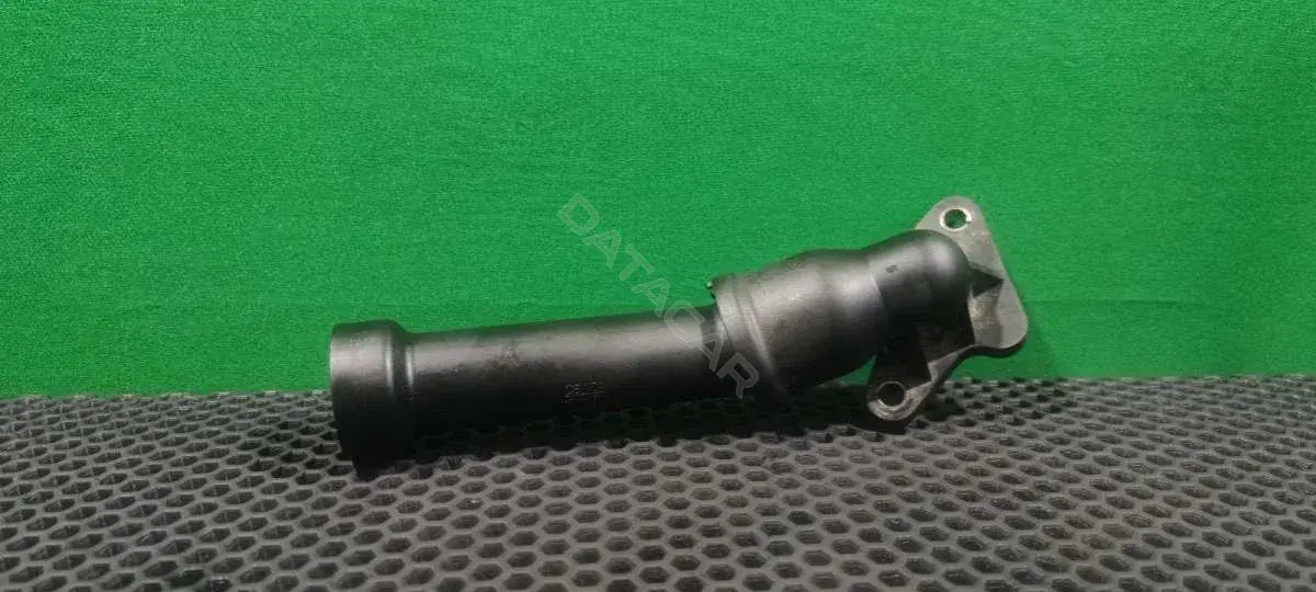 Патрубки системы охлаждения 6C1Q 8B535 AF