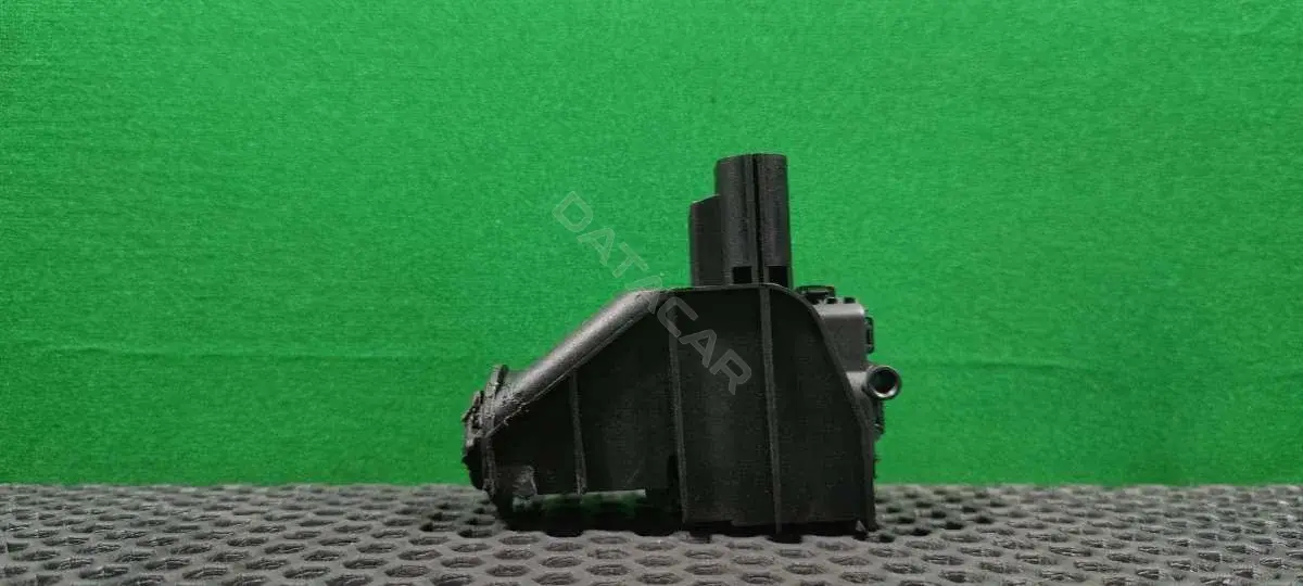 Замок лючка топливного бака 6M21 220A20 AD