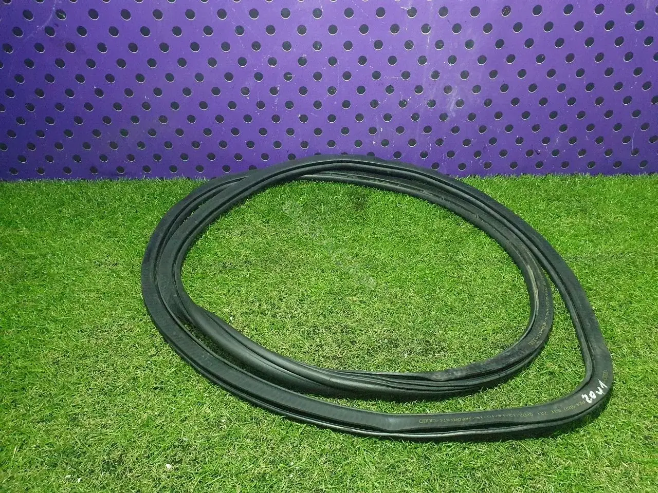 Уплотнитель двери 8K0 831 721 G