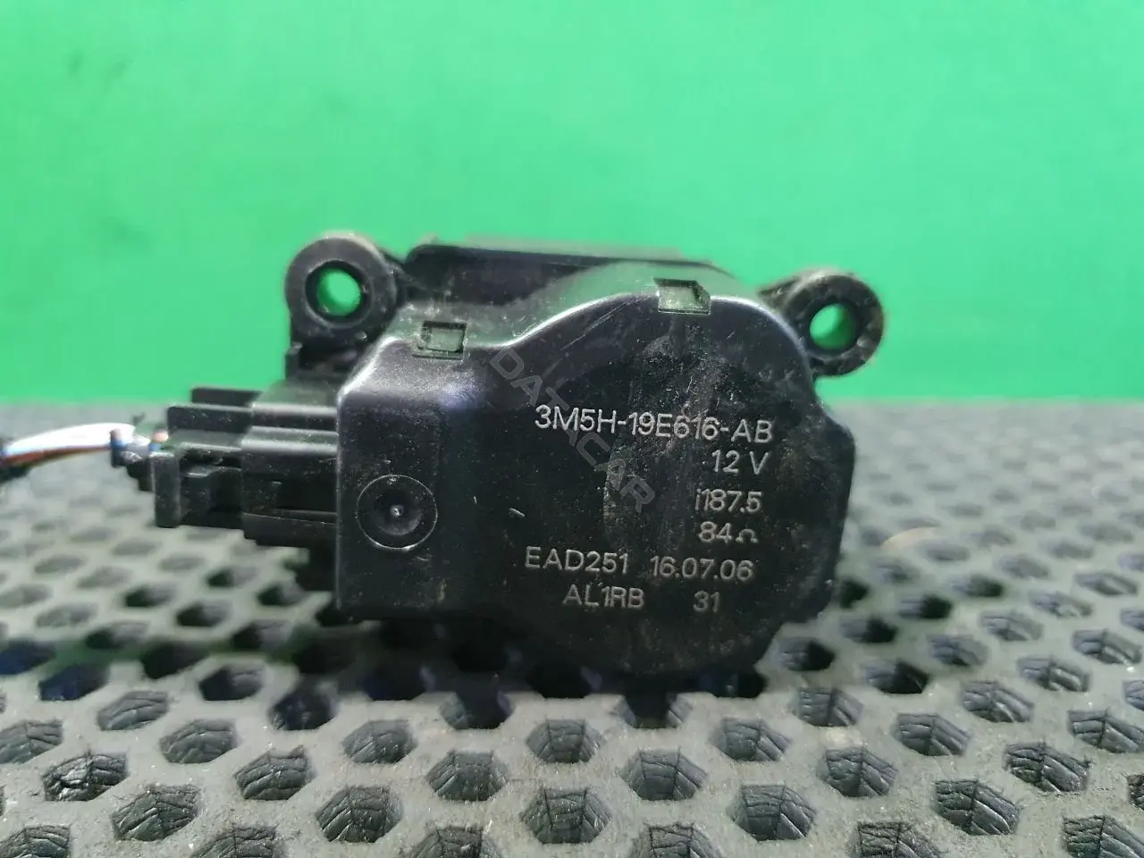 Мотор заслонки печки 3M5H-19E616-AB