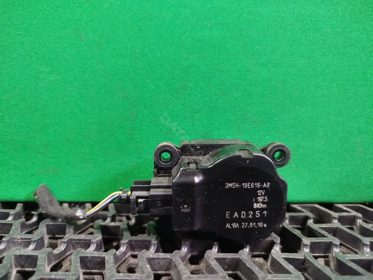 Мотор заслонки печки 3M5H-19E616-AB