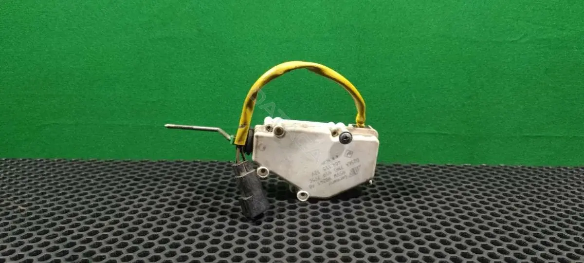 Замок лючка топливного бака 7M0 959 775C, 95VW 9B241 AB