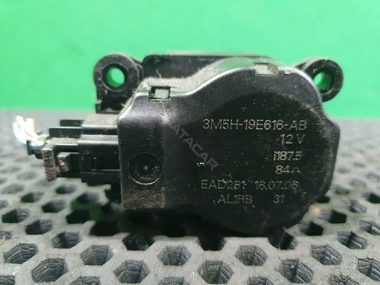 Мотор заслонки печки 3M5H-19E616-AB