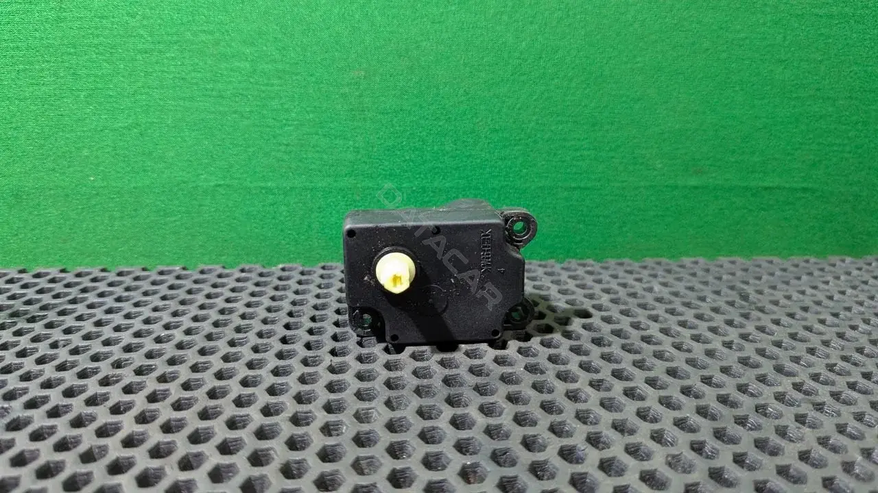 Мотор заслонки печки 6G9N 19E616 BA