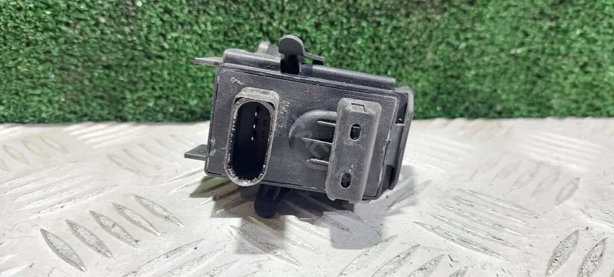 Датчик качества воздуха 4B0907659B