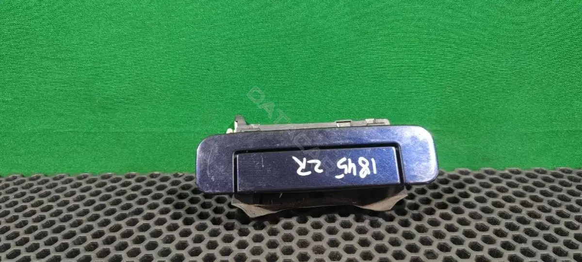 Ручка двери 4A0 839 206 F