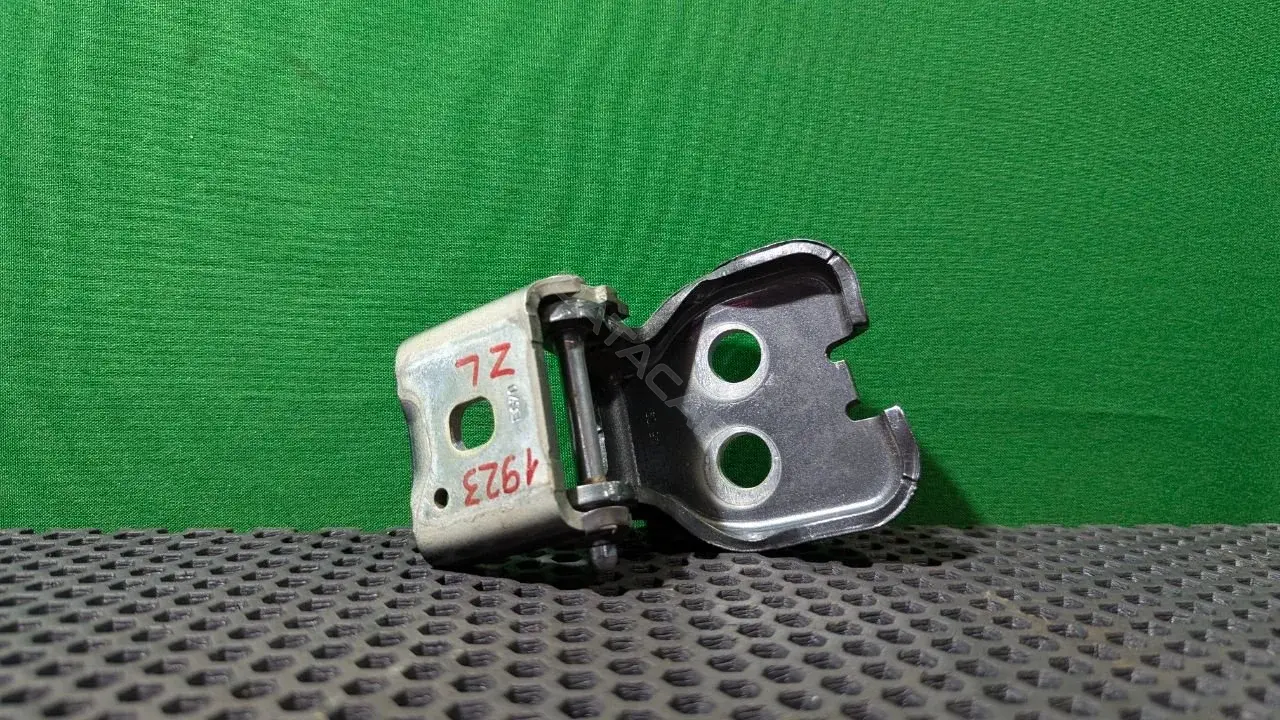 Петля двери 88167725