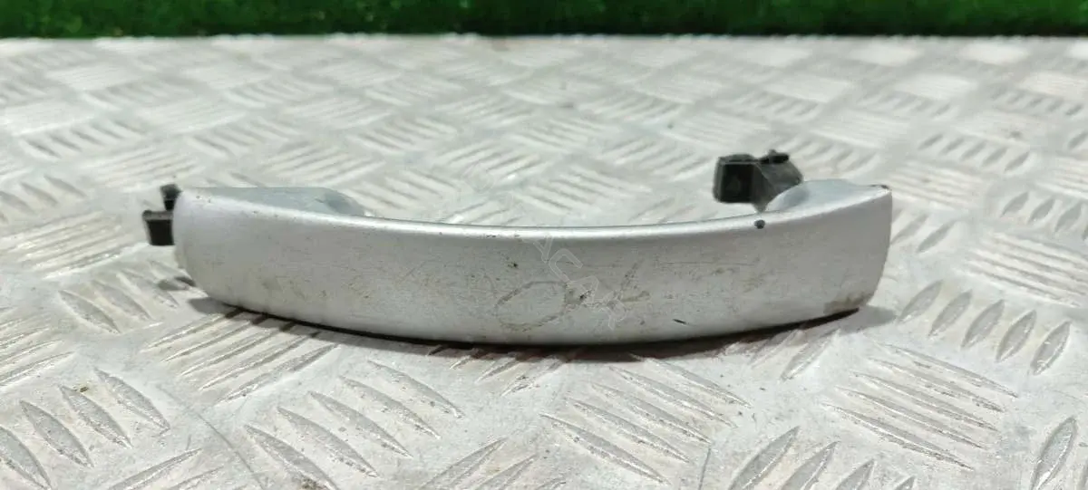 Ручка двери 1S7122404BEW
