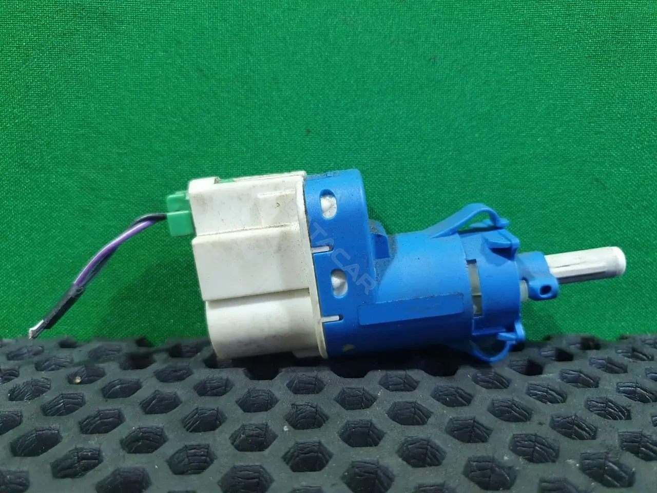 Датчик стоп сигнала 3M5T-9C872-AB