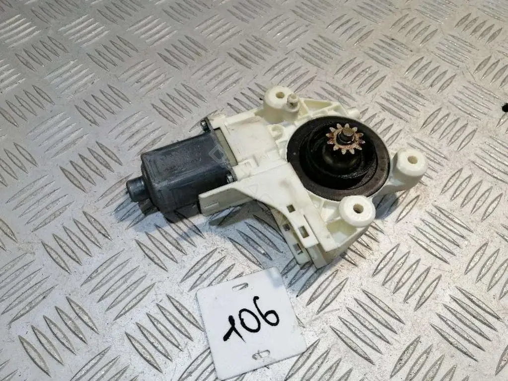 Моторчик стеклоподъемник 0130822216, 4M5T14553