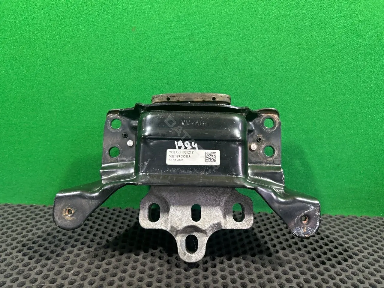 Подушка КПП 5Q0 199 555 BJ