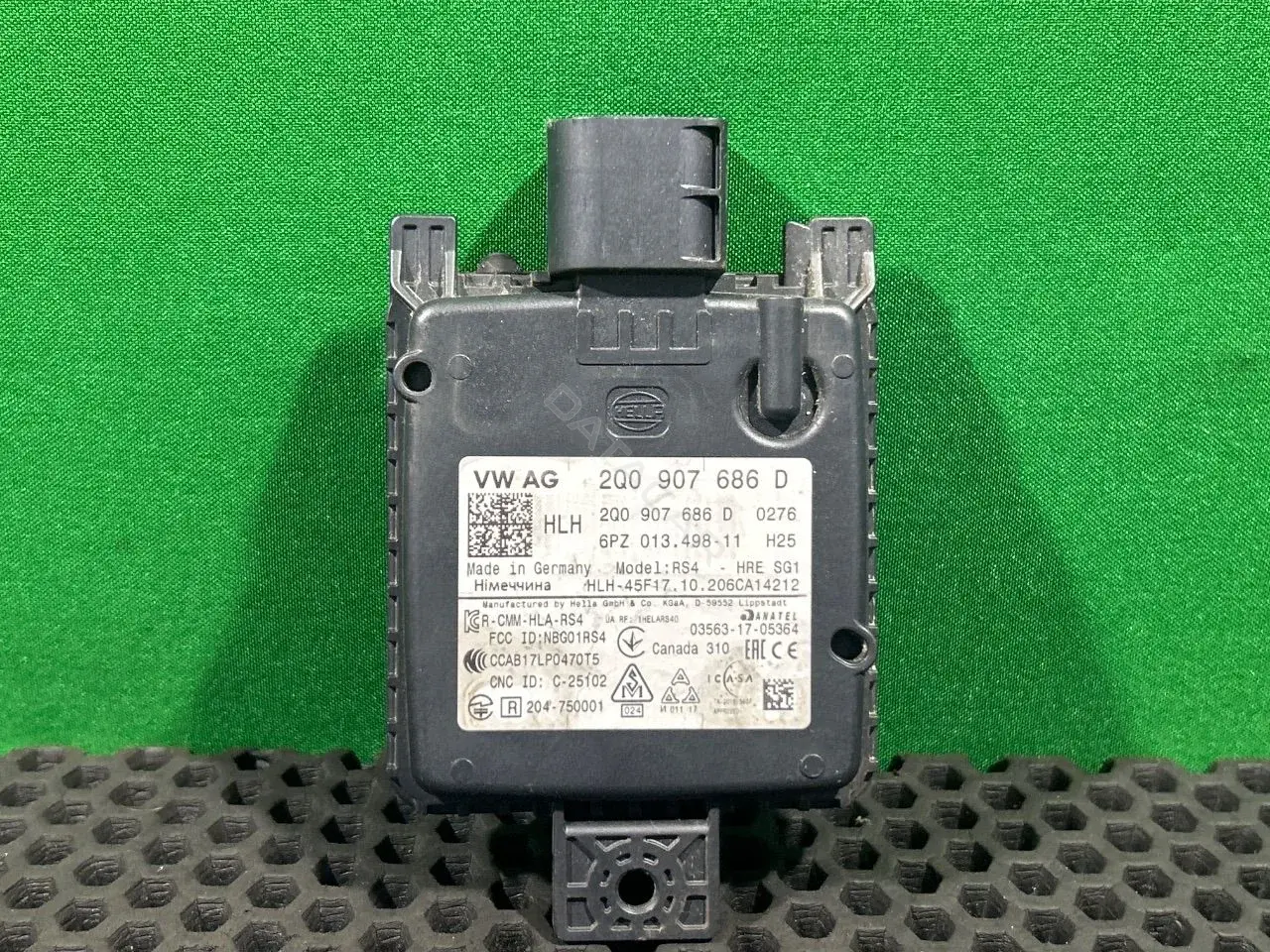 Датчик мертвых (слепых) зон 2Q0 907 686 D, 6PZ 013 498 11