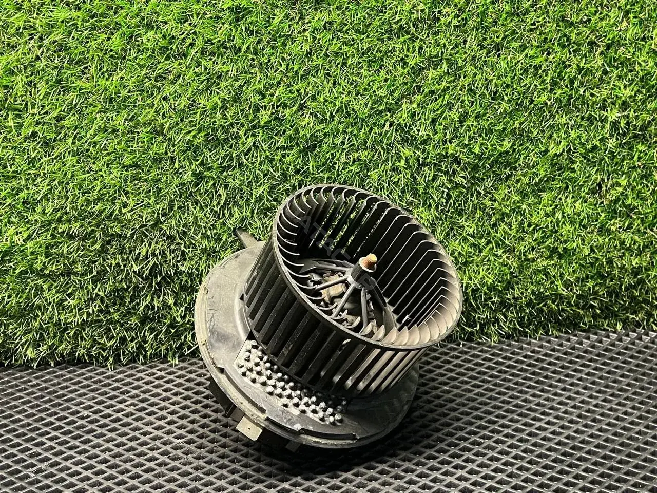 Моторчик печки 2468105384, 3C0 907 521 F, 3C1 820 015 N