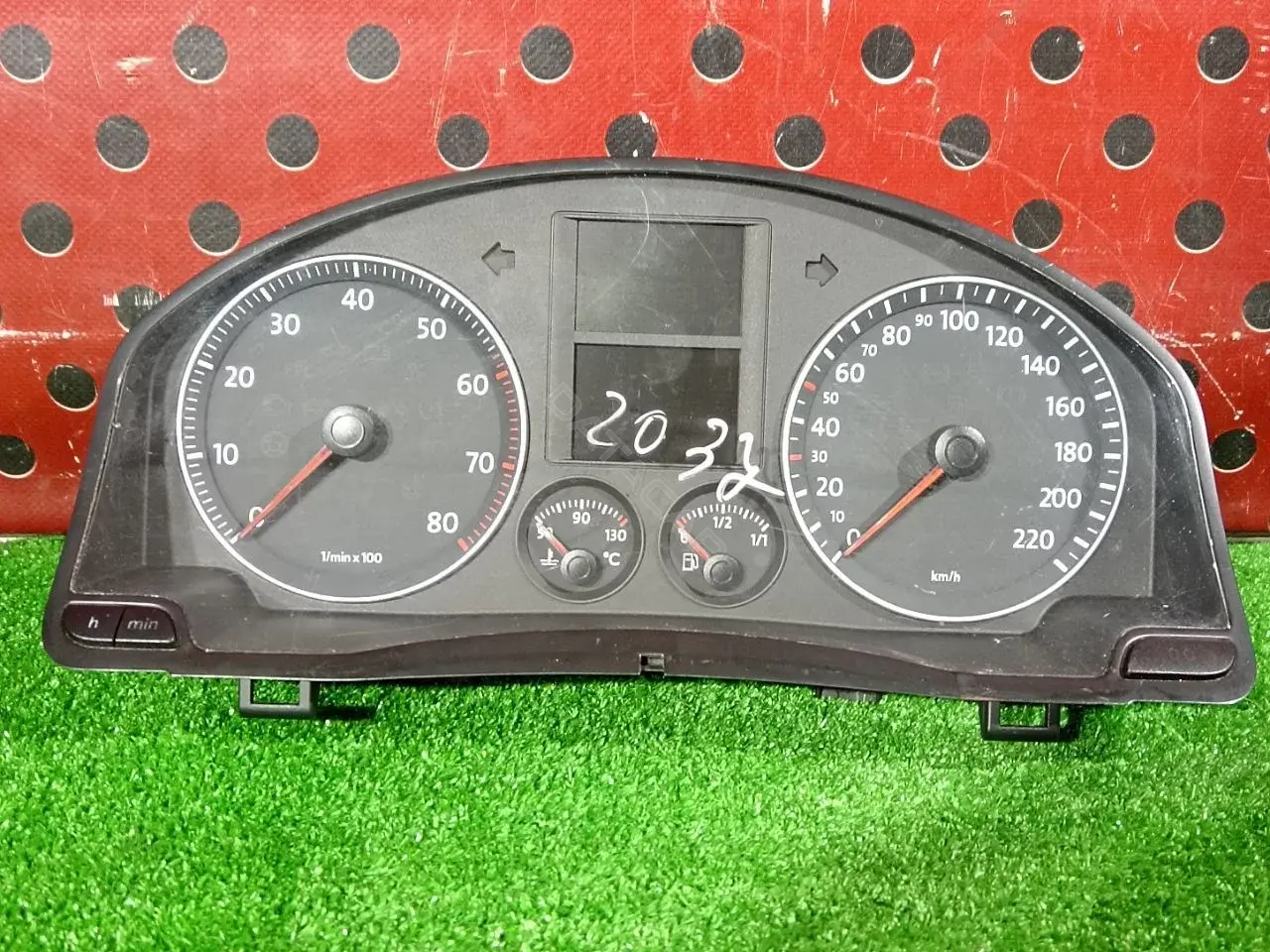Панель приборов V3550110, VWZ7Z0C8775489