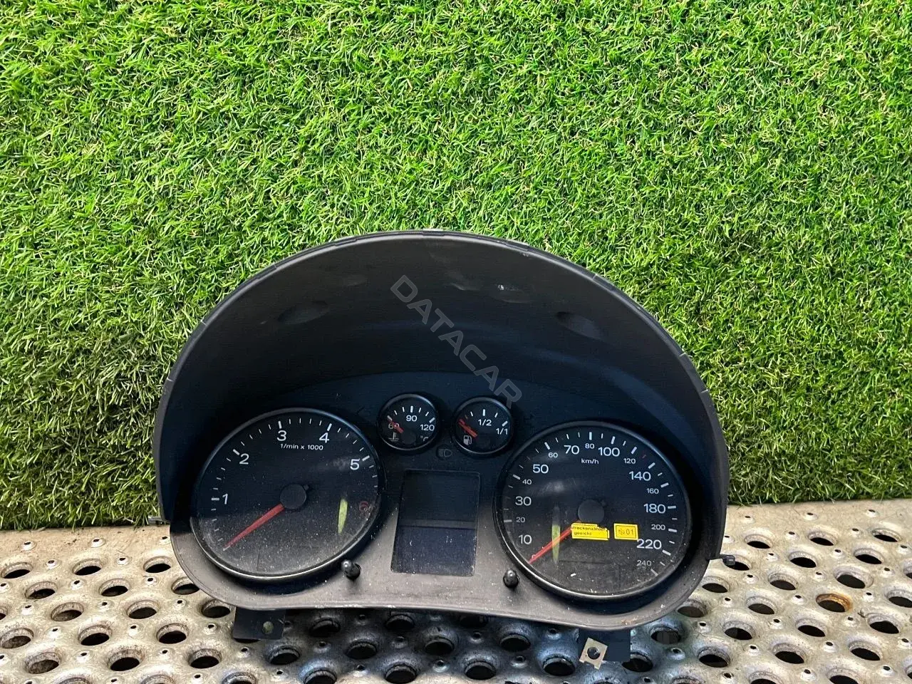 Панель приборов 110080020002, 8Z0 920 900A
