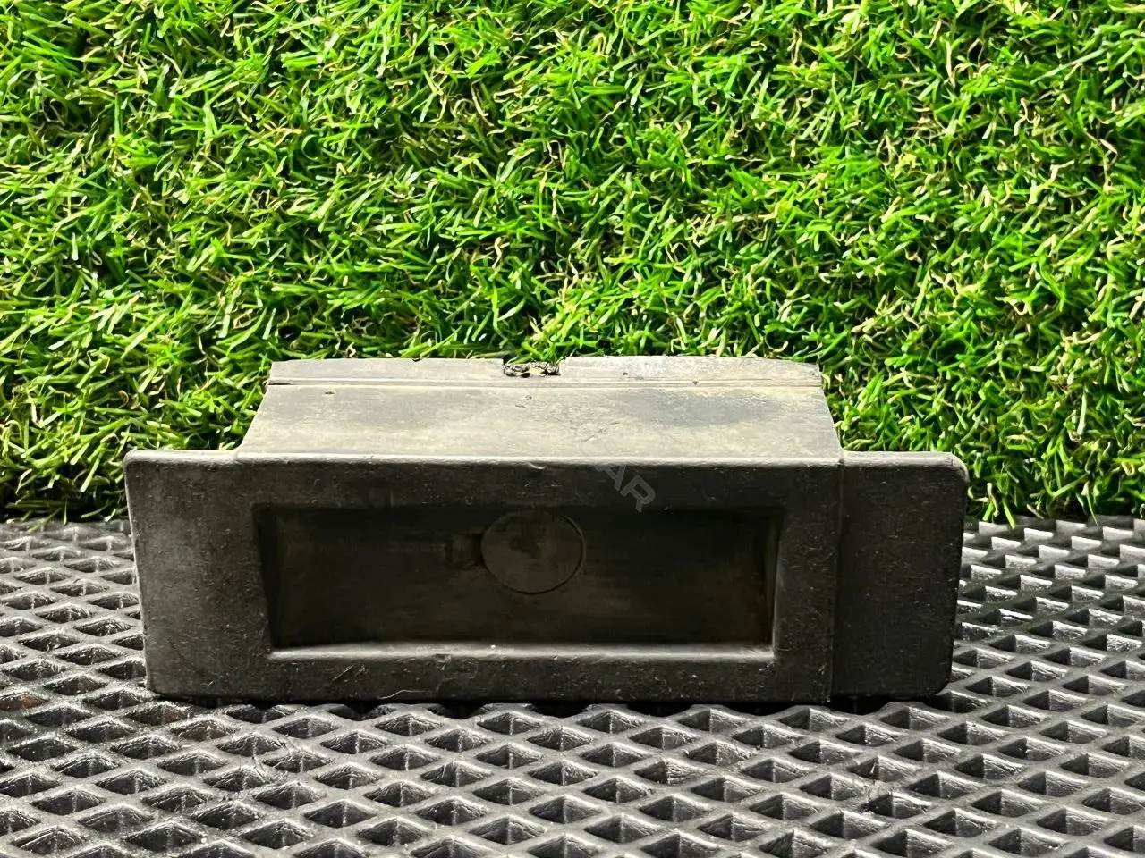 Заглушка домкрата 4G0802845