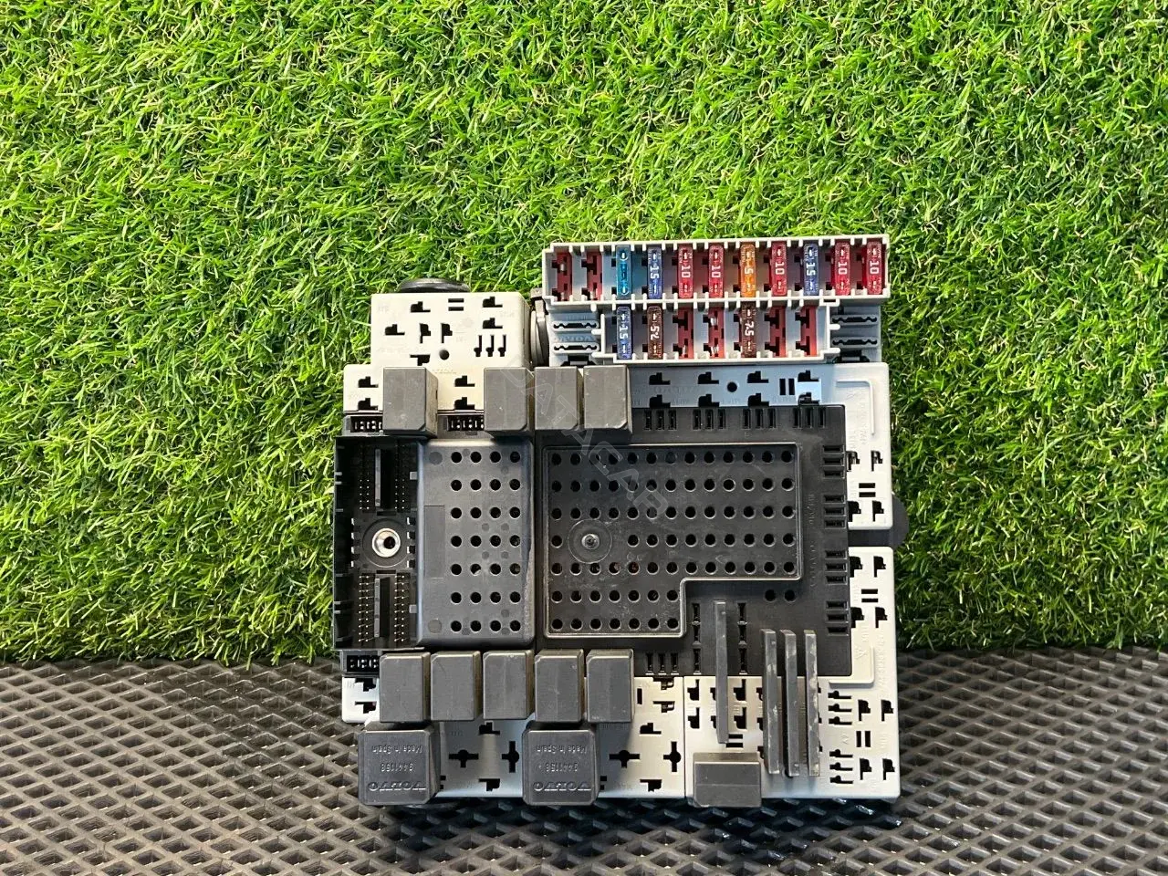 Блок REM 08696040
