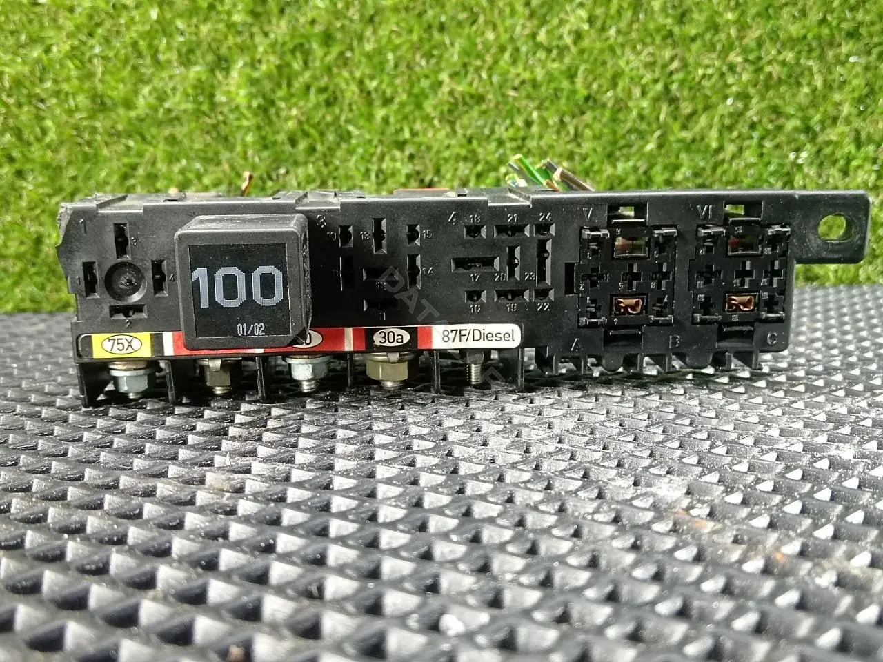 Блок предохранителей 89 6081 000, 8L0 941 822