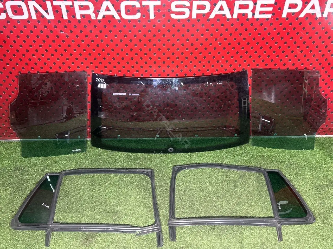 Комплект задних стекол 43R 001595, 43R 002092, 43R 006723