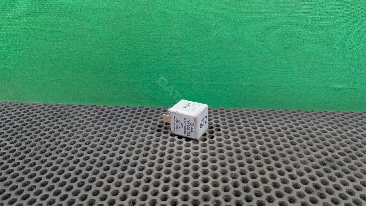 Многофункциональное реле 3D0 906 383