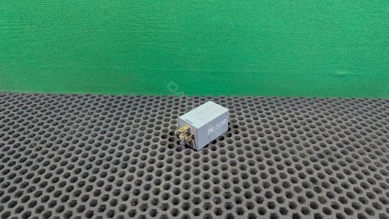 Многофункциональное реле 88AG18C641AA