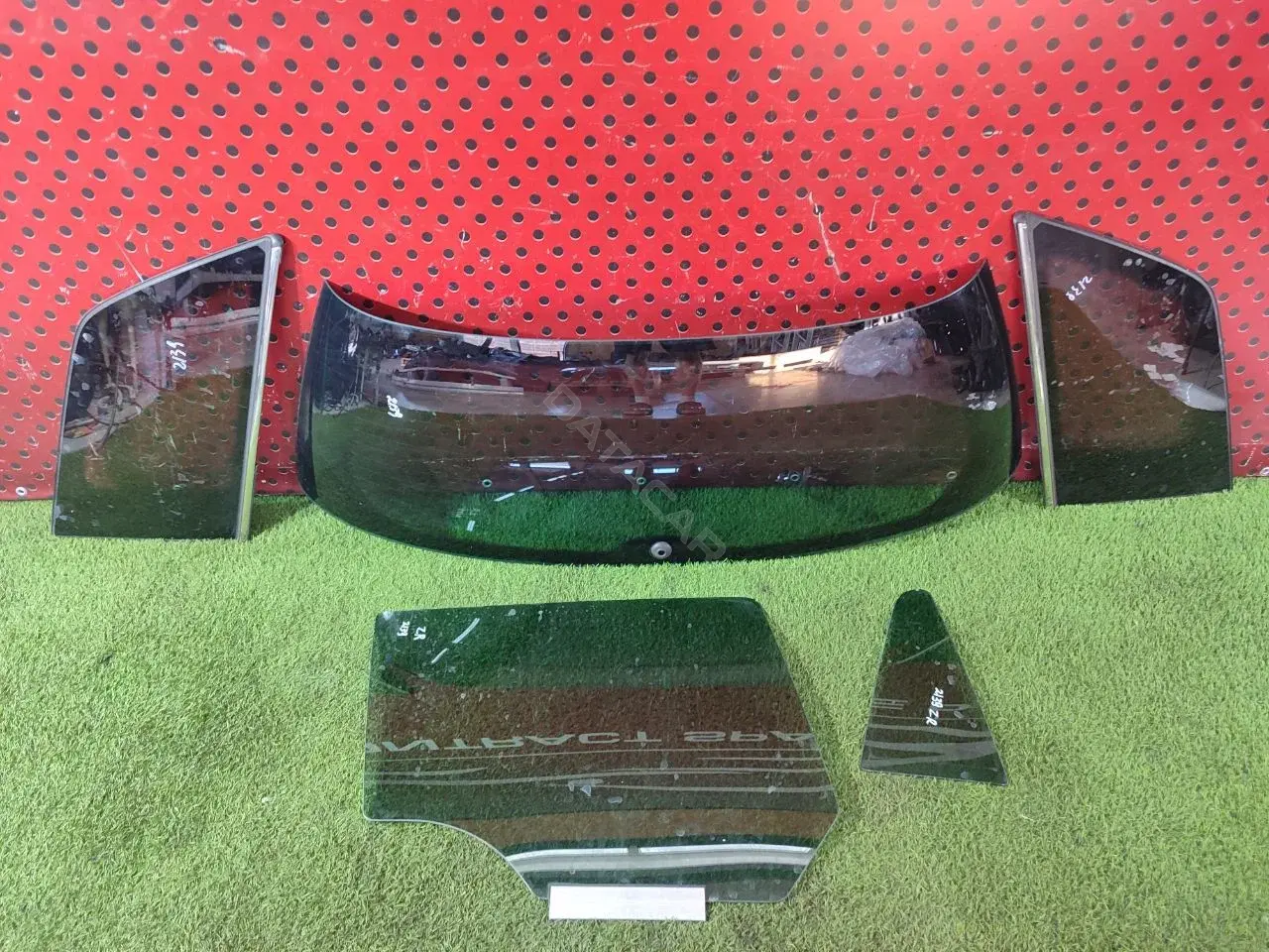 Комплект задних стекол 43R001604