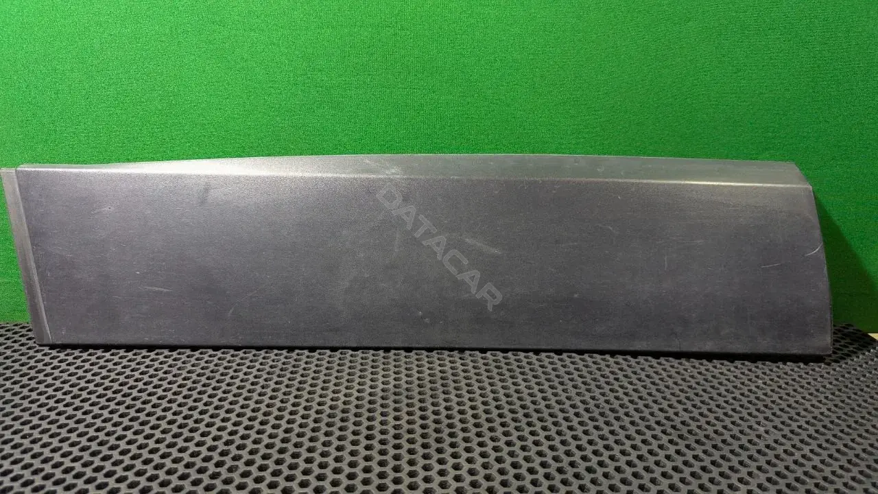 Накладка двери 6VX68TRMAB A