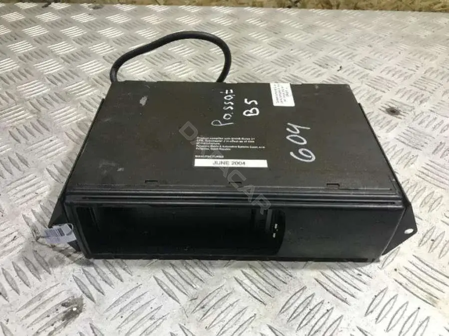 CD-чейнджер 1J6 035 111