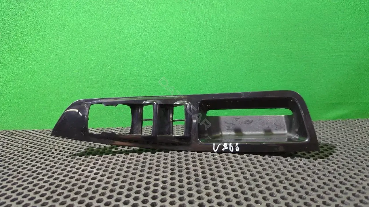 Накладка ручки двери FT4E 14A564