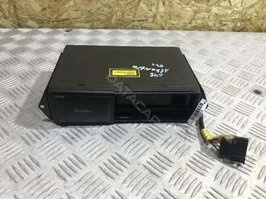 CD-чейнджер 1J5 035 111A