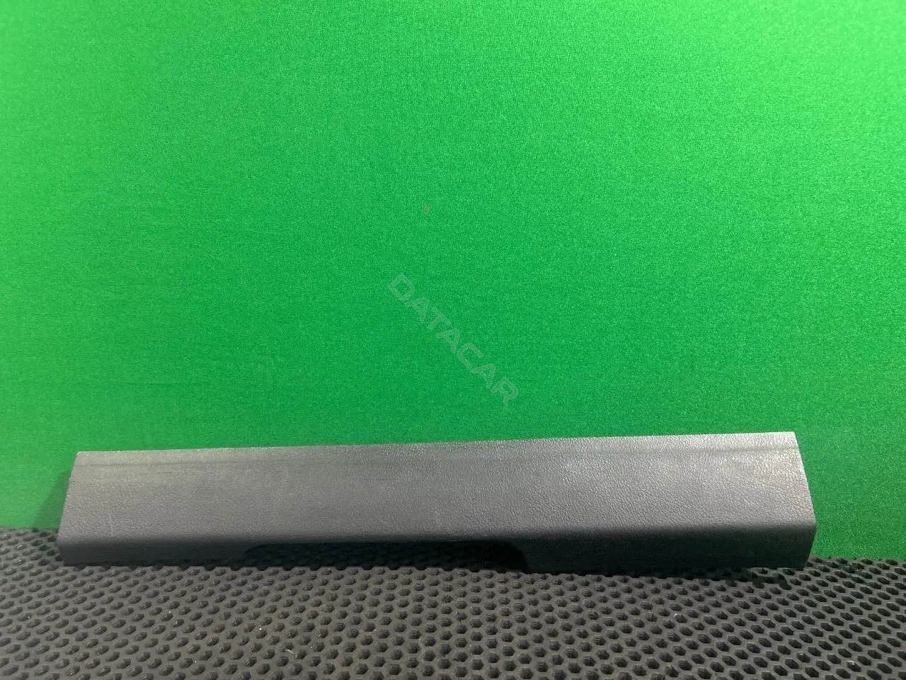 Накладка на порог 6M21U13201