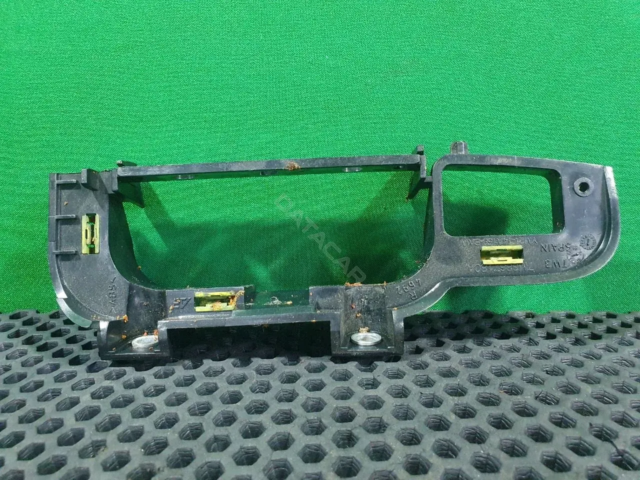 Кронштейн ручки двери 7M3 867 180A