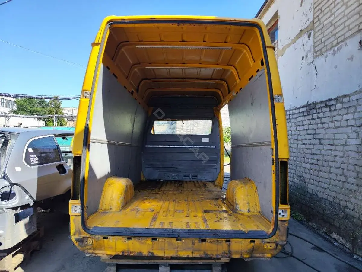 Задняя часть кузова (тазик) 63022774