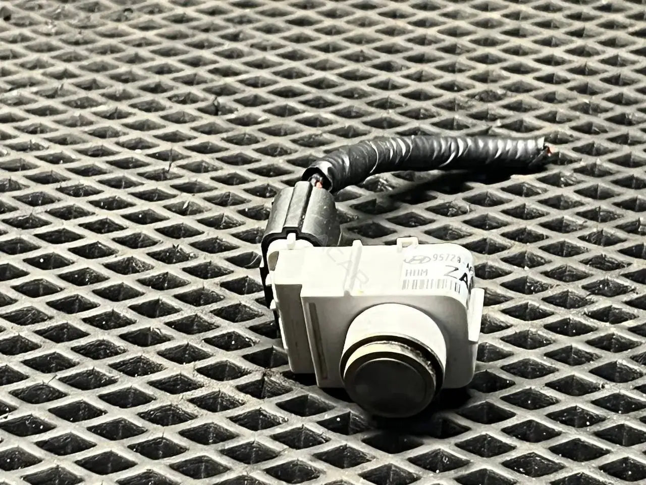 Датчик парктроника 95720A6000