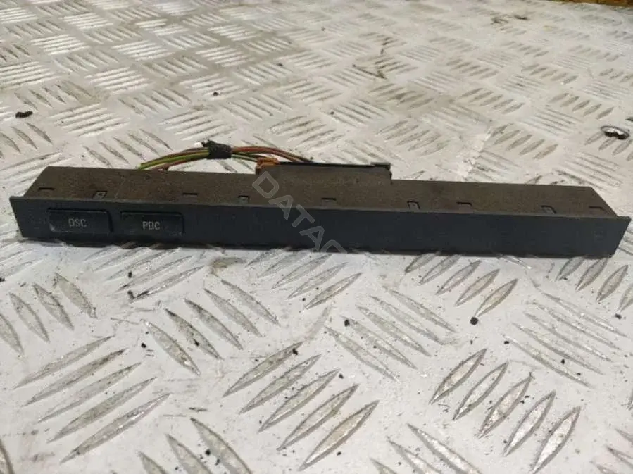 Кнопка (выключатель) 61318373769