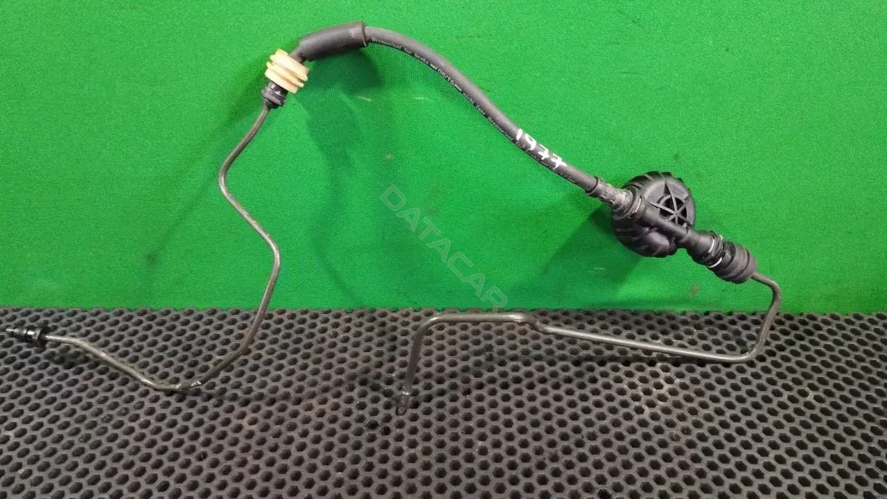 Трубка сцепления PA66-GF35 FM27007