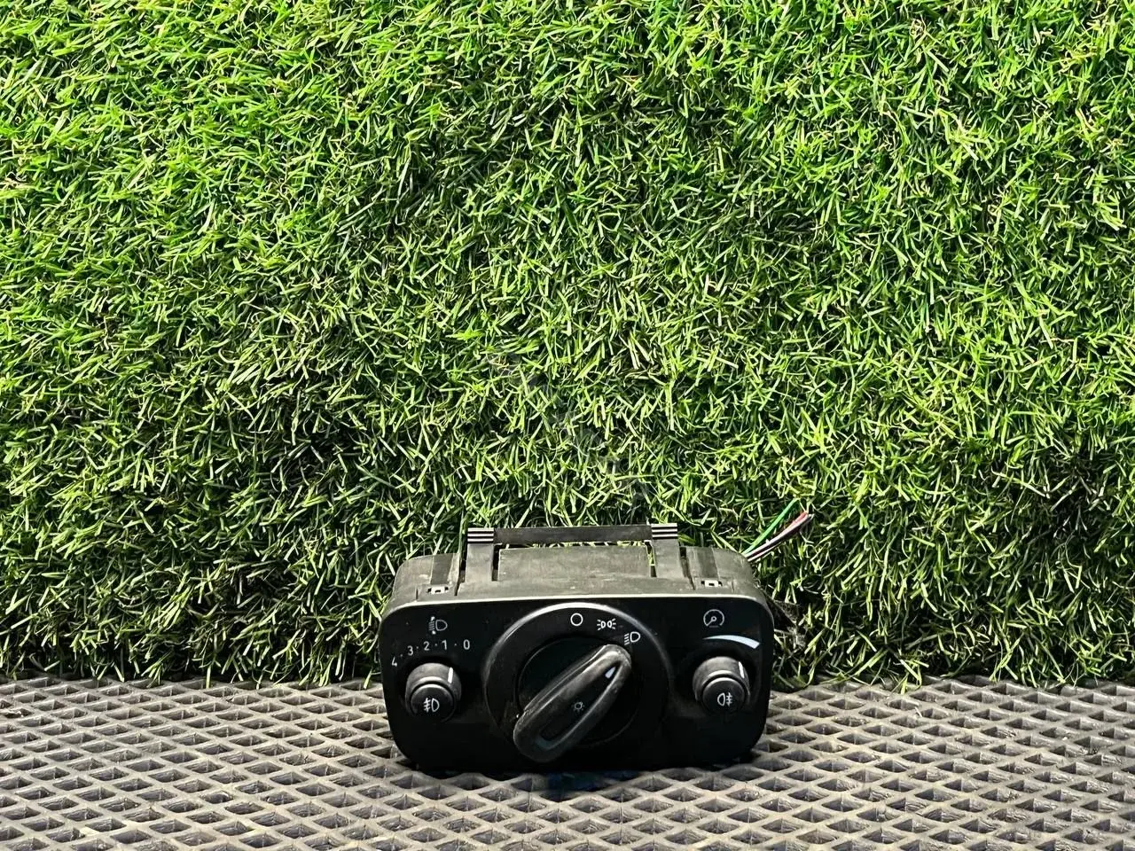 Переключатель подрулевой 8G9T 13A024 AA