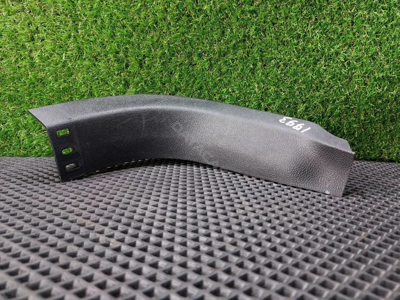 Накладка на порог 6M21U02348ADW
