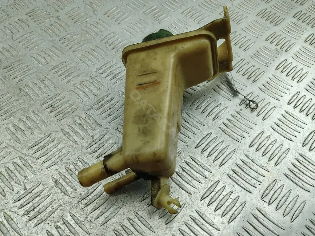 Бачок гидроусилителя 8D0422373C