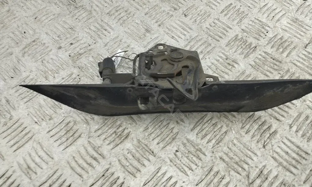 Замок капота 3B0823603C