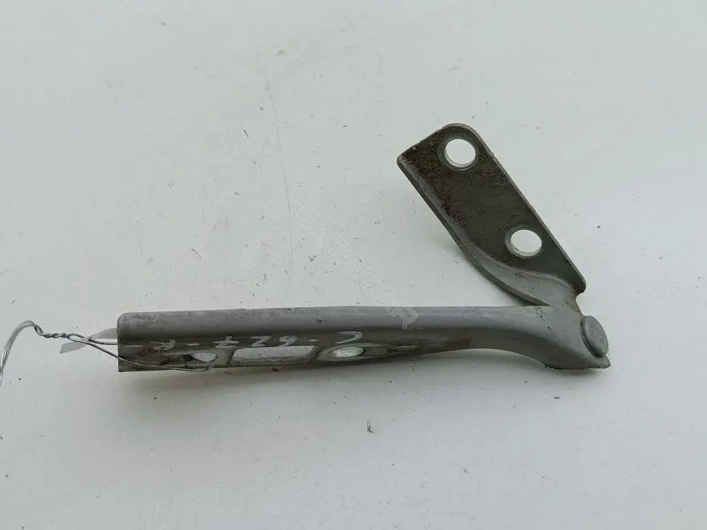 Петля капота 2S6116800BA